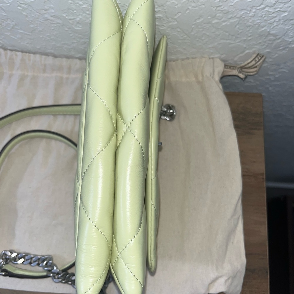 Tory Burch Quilted Crossbody Bag - Soft Green NWOT - Picture 5 of 7